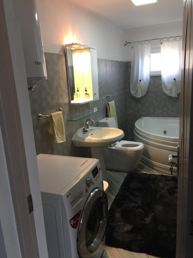 Apartamente Gildo 20 Borşa Exteriör bild